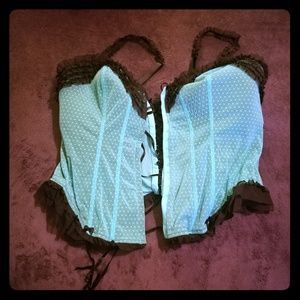 Cacique corset with garters sz 22/24